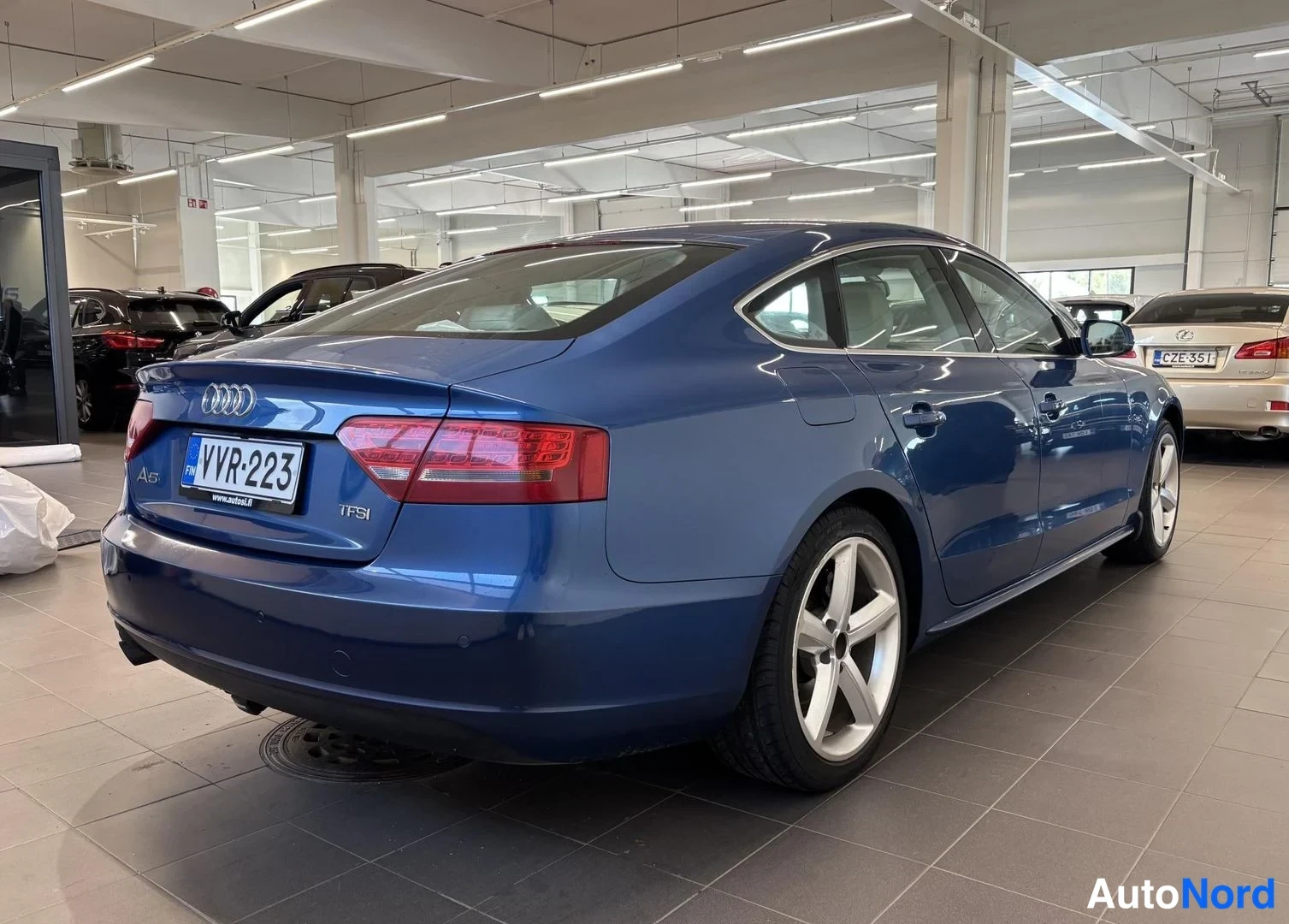 Sininen Audi A5 Sportback 2011, takaviisto, kuva 5
