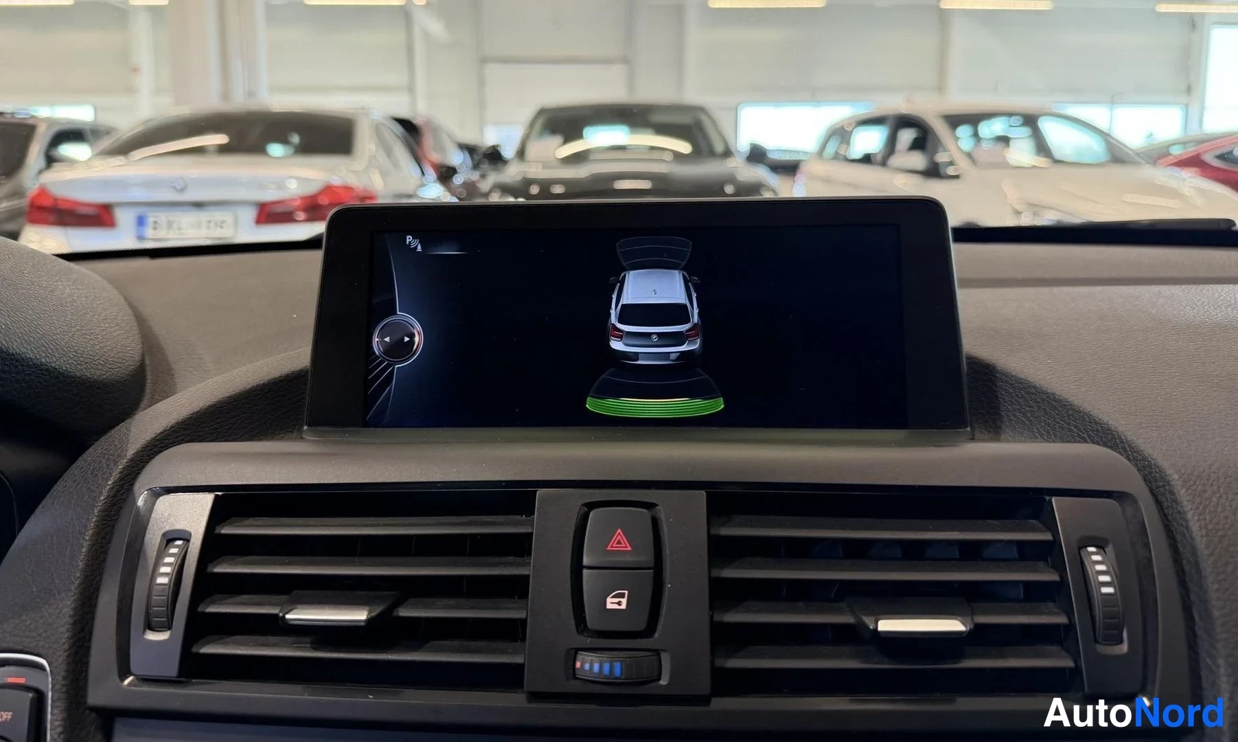 Valkoinen BMW 120d xDrive 2014, kuva 17