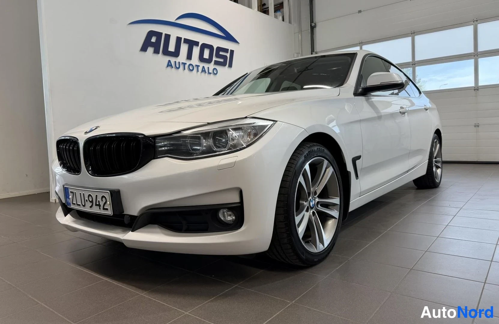 BMW 320d Business 2014