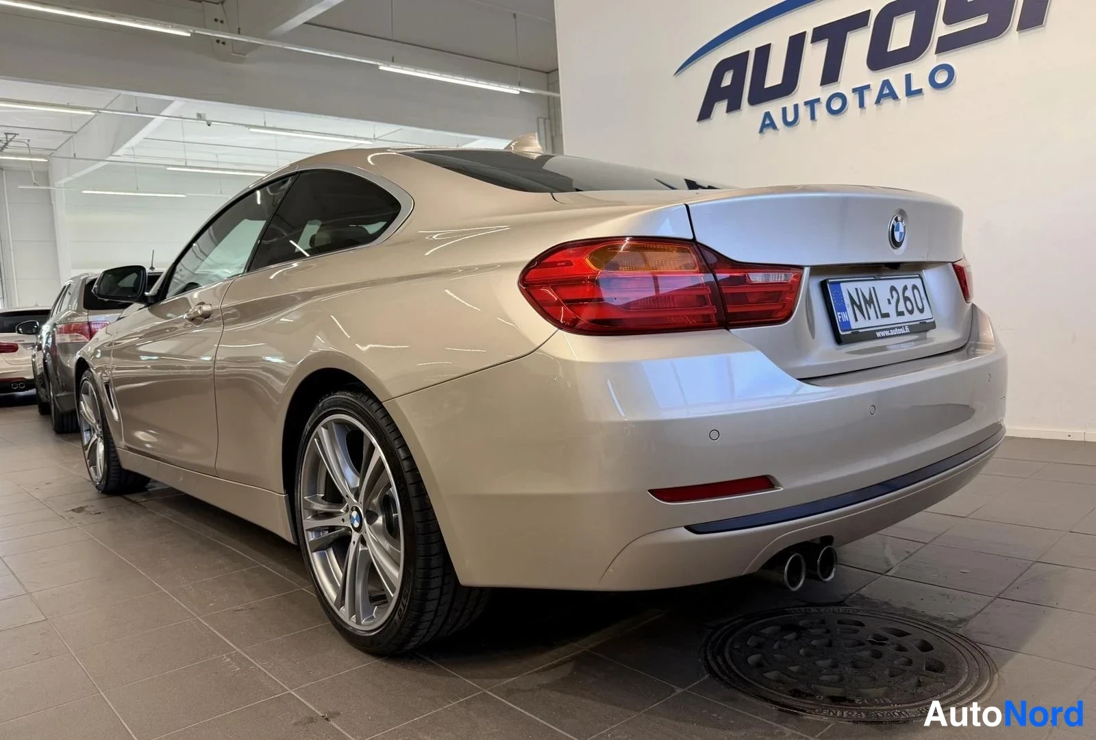 Beige BMW 435d xDrive 2014, takaviisto, kuva 3