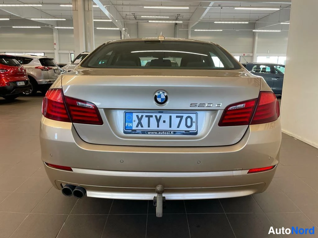 Beige BMW 520d 2011, takaa, kuva 7