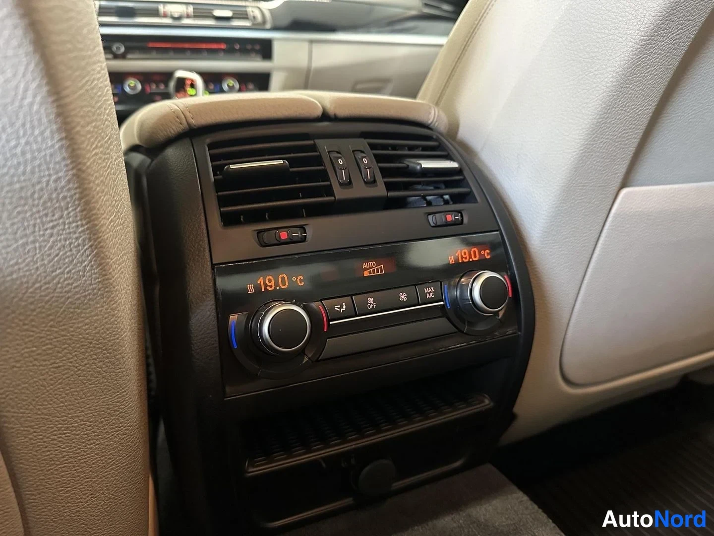 Musta BMW 520d xDrive 2017, kuva 10