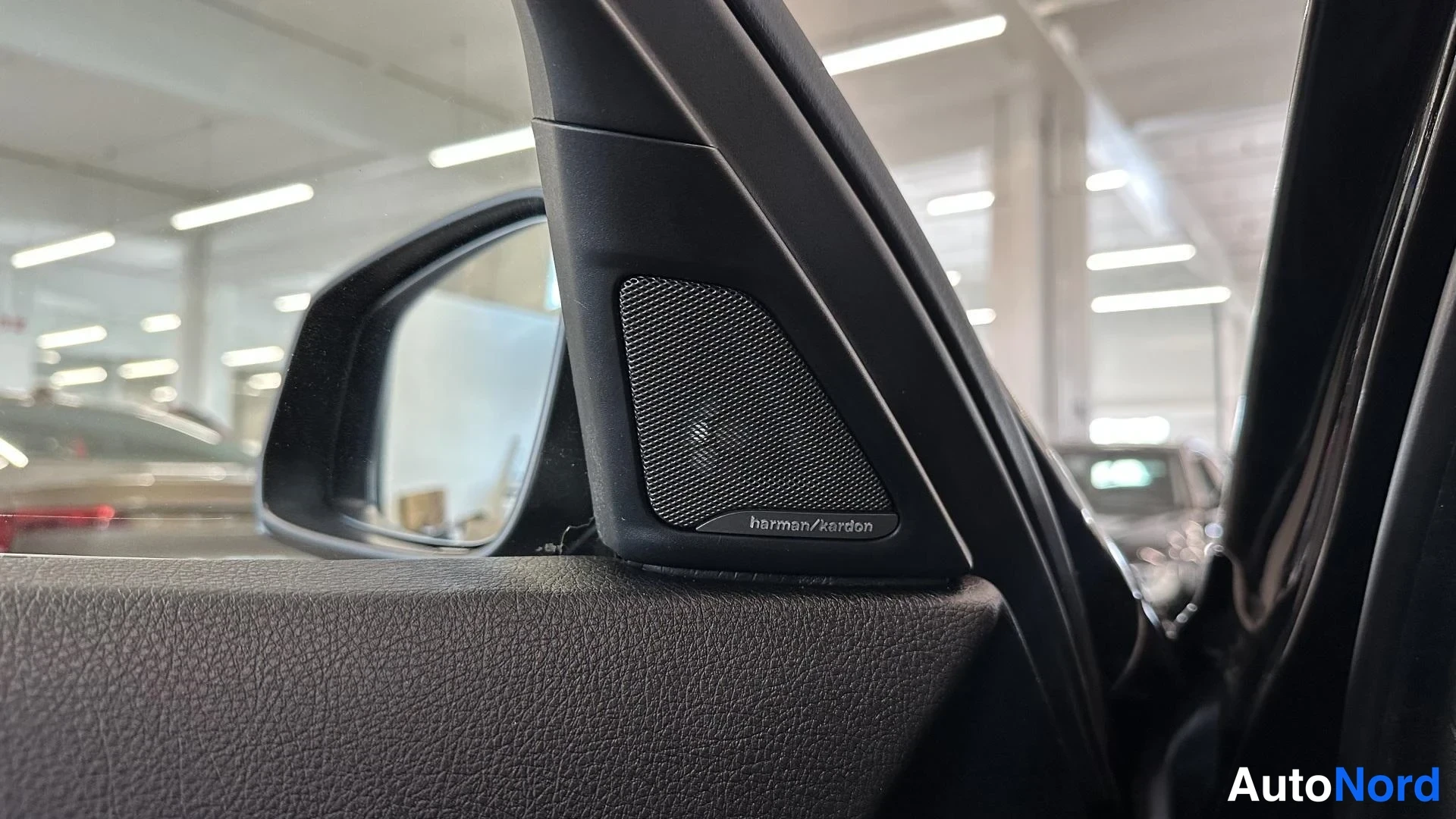 Musta BMW 520d xDrive 2017, kuva 12