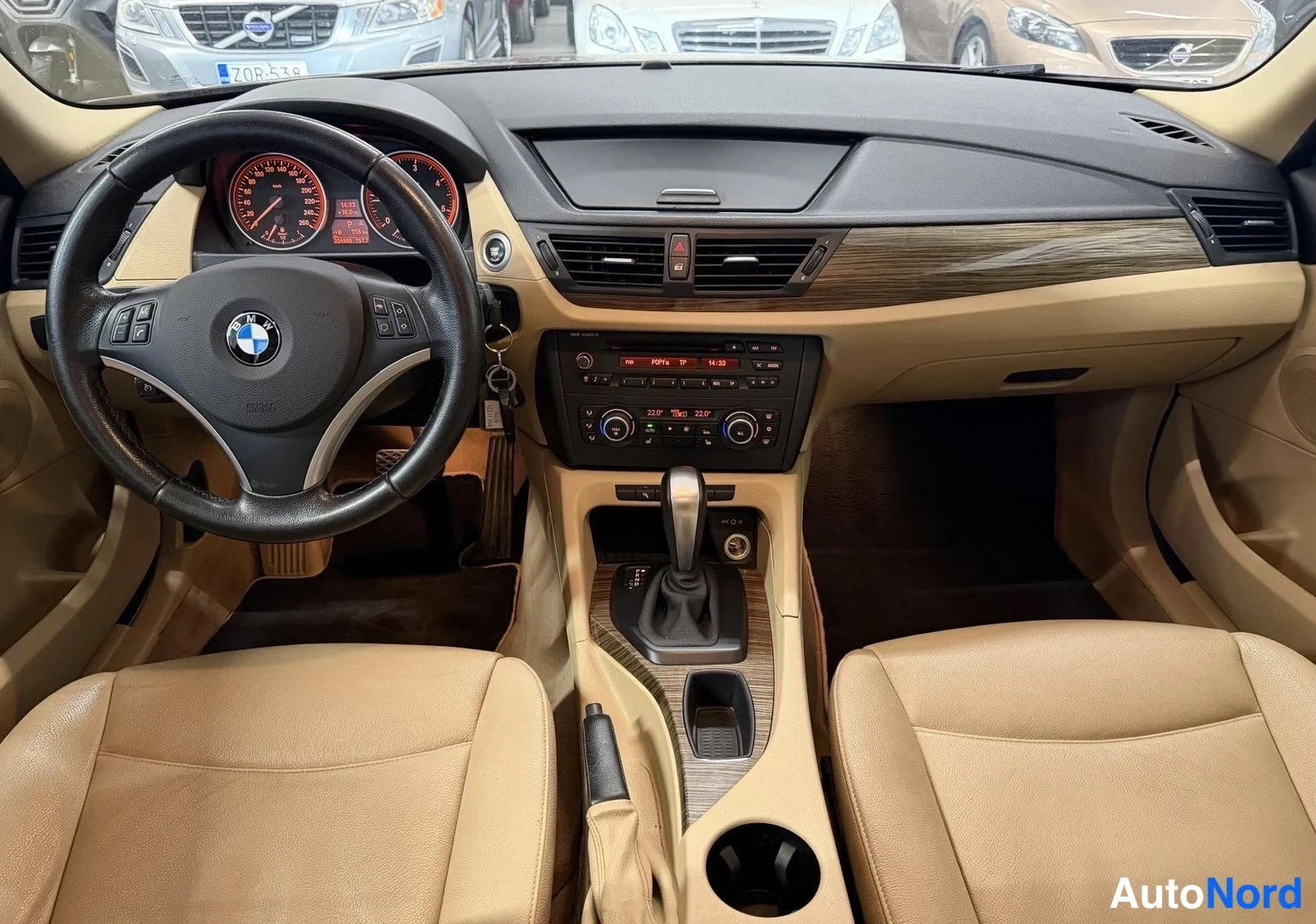 Ruskea BMW X1 2010, kuva 7
