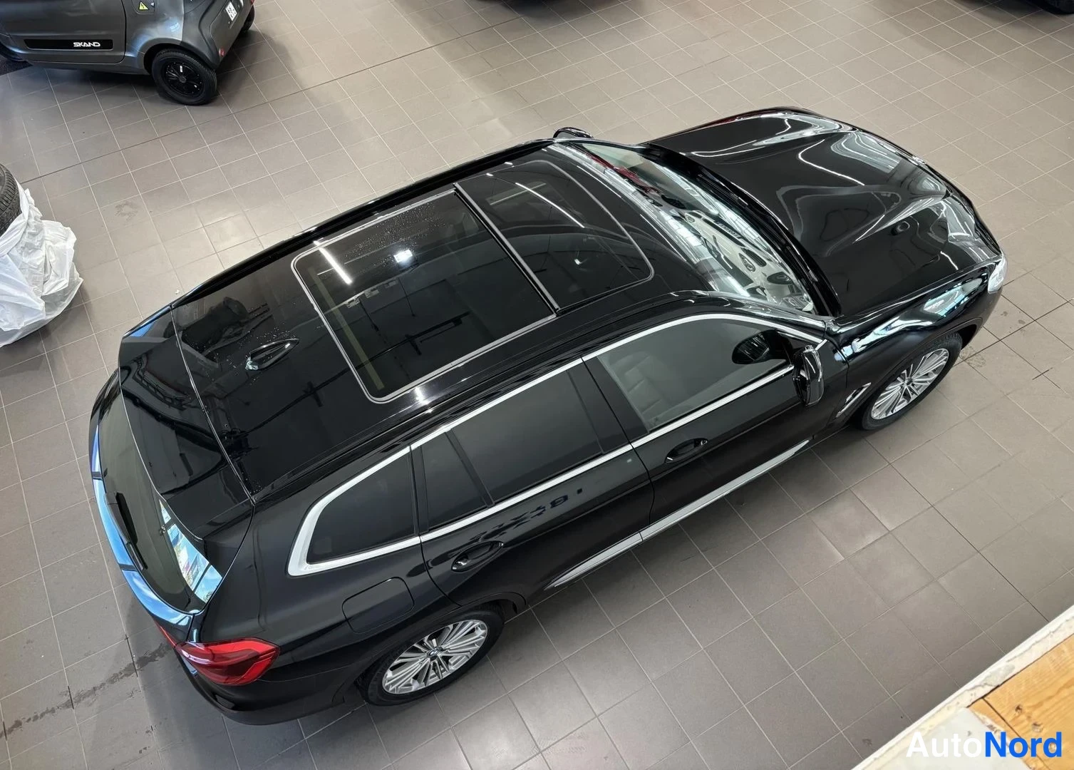 Musta BMW X3 xDrive30d 2018, takaviisto, kuva 5