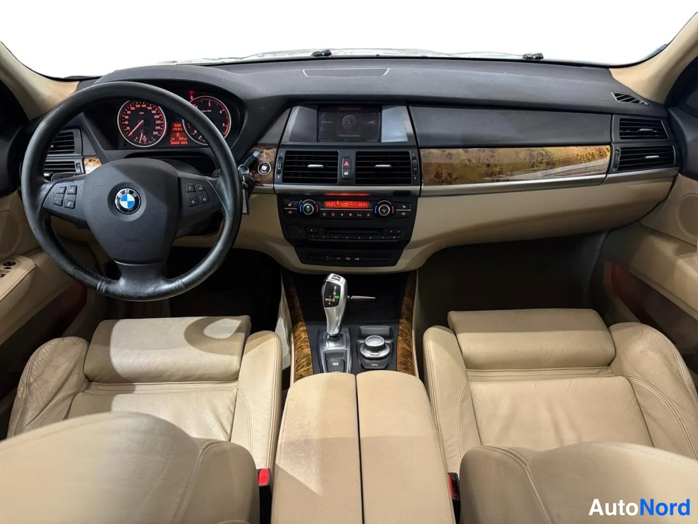 Valkoinen BMW X5 2009, kuva 14