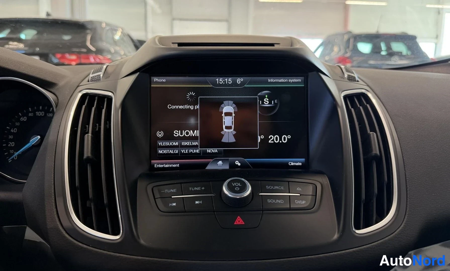 Valkoinen Ford C-Max 2016, kuva 13