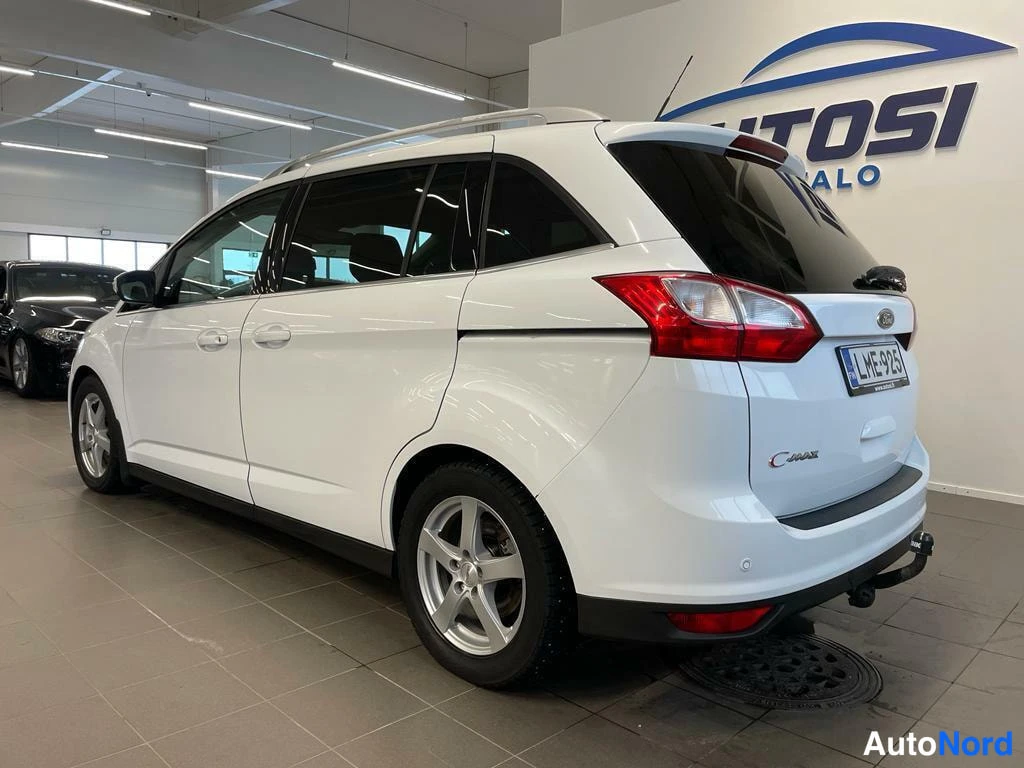 Valkoinen Ford Grand C-Max 2014, takaviisto, kuva 7