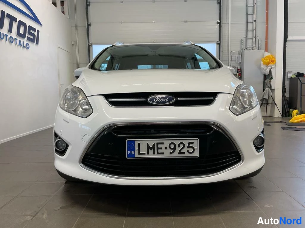 Valkoinen Ford Grand C-Max 2014, edestä, kuva 6