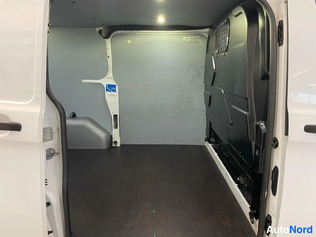 Valkoinen Ford Transit Custom 2018, kuva 12