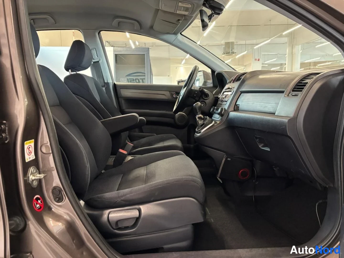 Ruskea Honda CR-V 2011, kuva 11