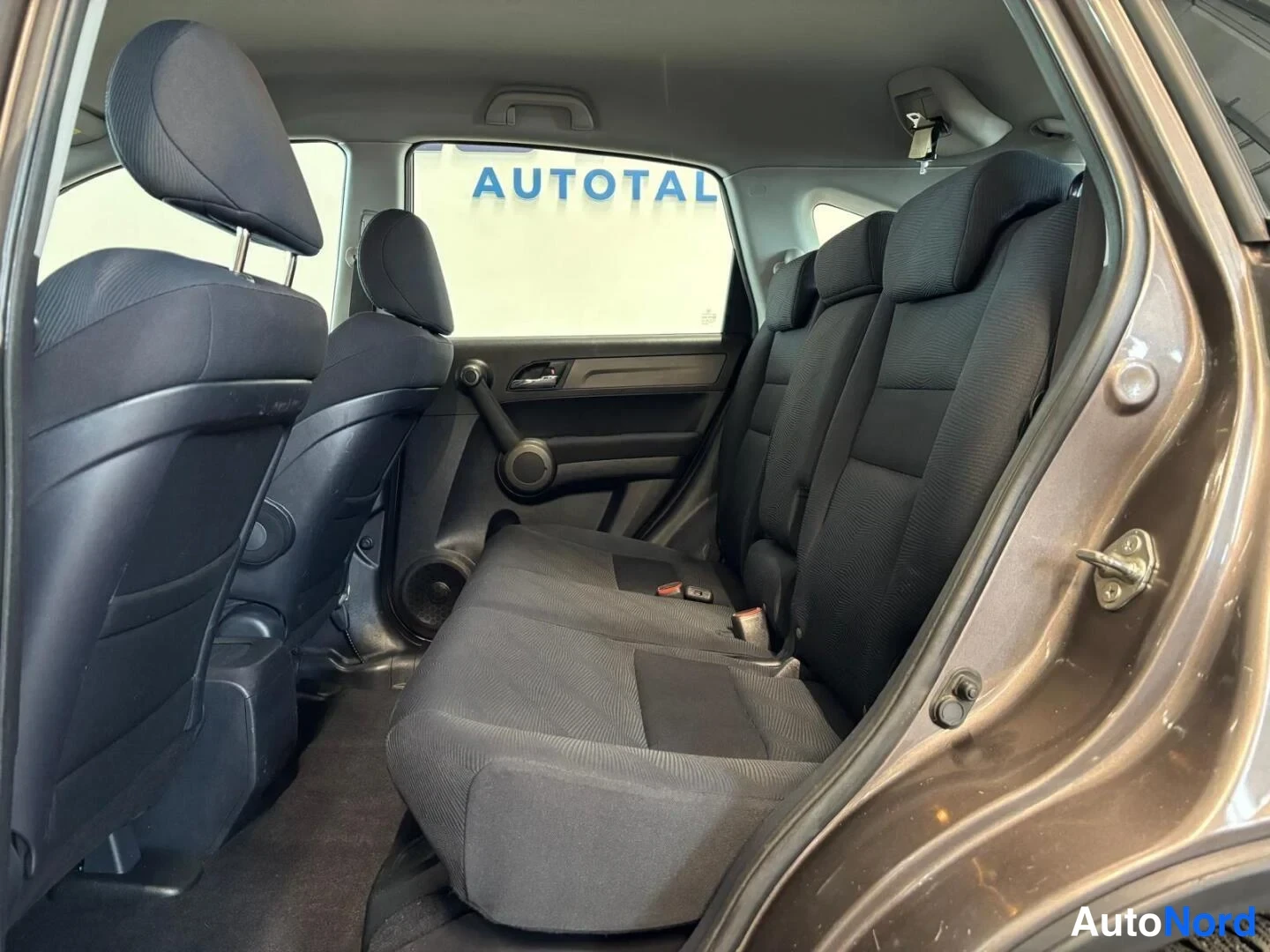 Ruskea Honda CR-V 2011, kuva 9