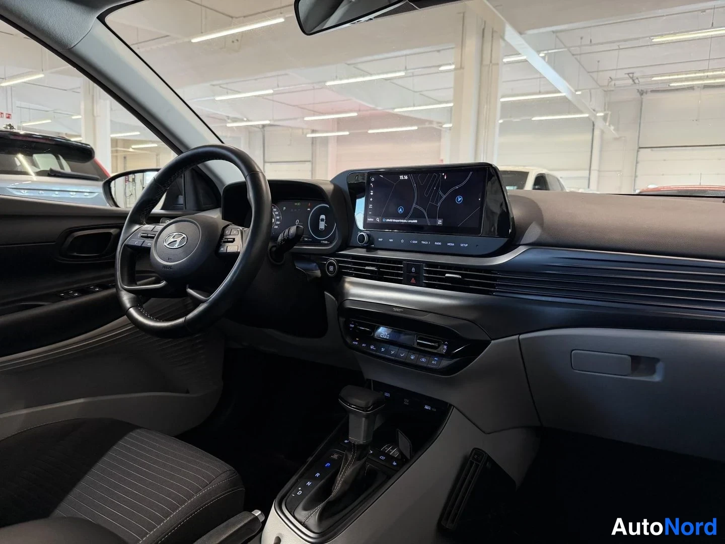 Sininen Hyundai i20 2021, kuva 14