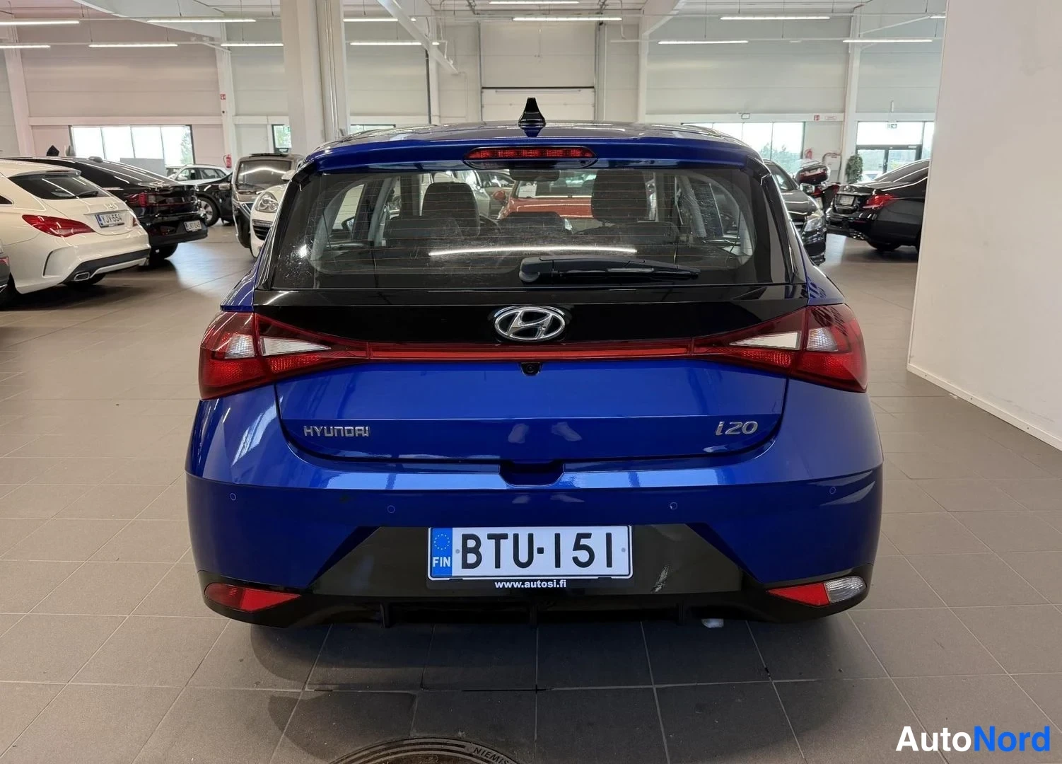 Sininen Hyundai i20 2021, takaa, kuva 6
