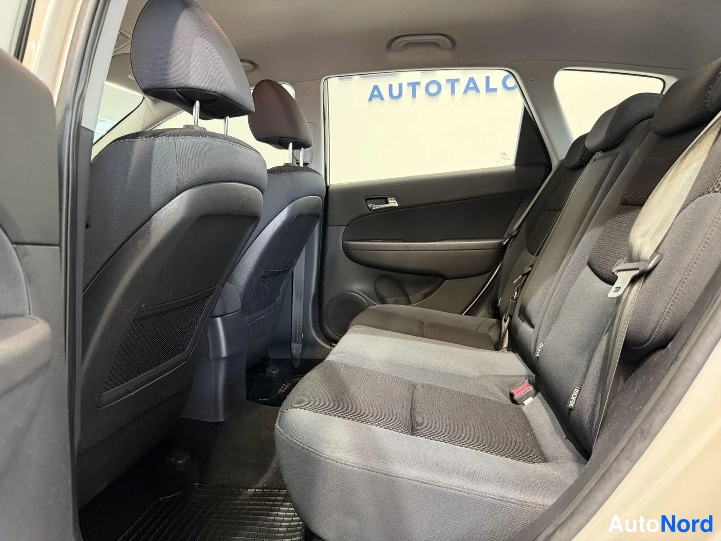 Hopea Hyundai i30 2011, kuva 8
