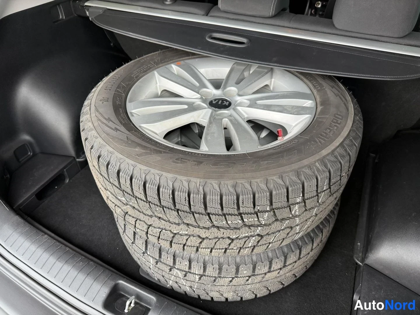Punainen Kia Sportage 2016, kuva 11