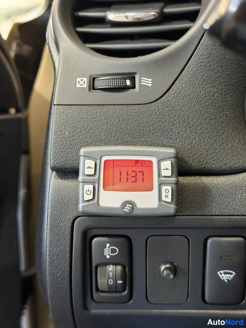 Beige Lexus IS 2006, kuva 20