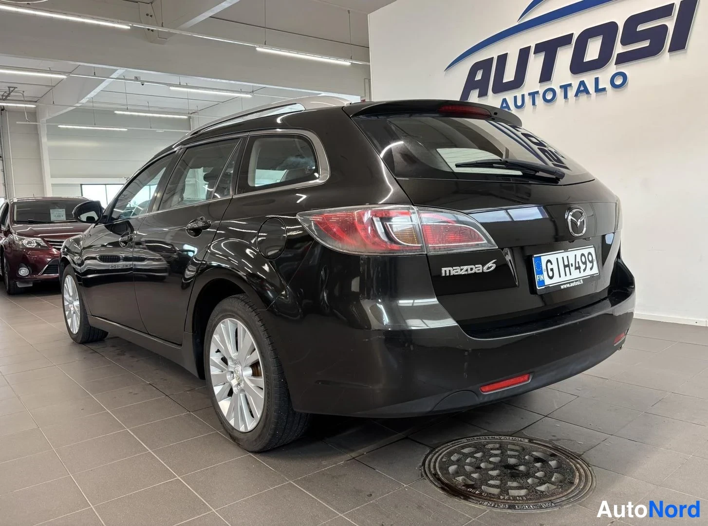 Harmaa Mazda 6 2010, takaviisto, kuva 4