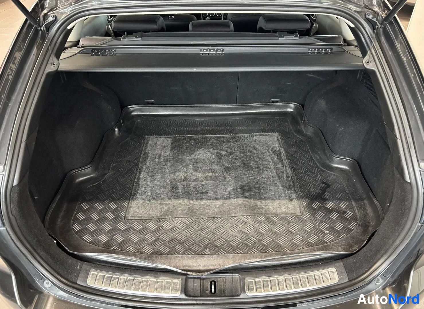 Harmaa Mazda 6 2010, kuva 8