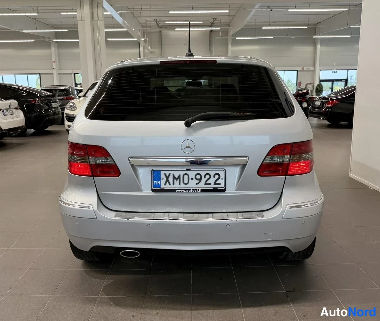 Harmaa Mercedes-Benz B 180 2010, takaa, kuva 6