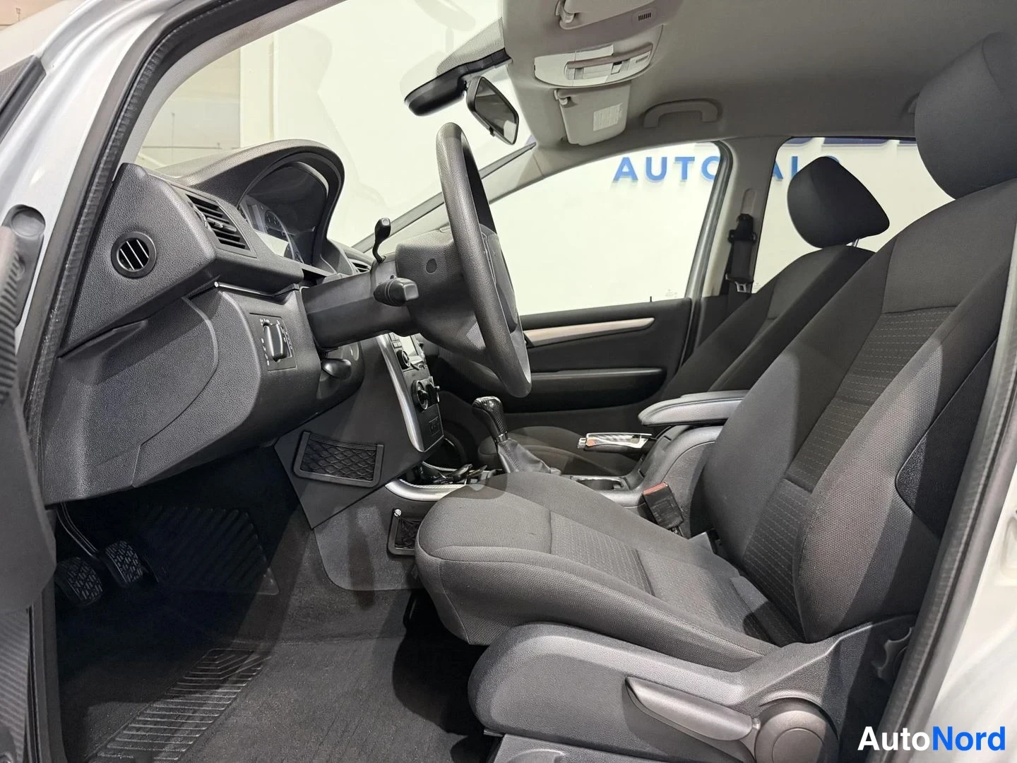 Harmaa Mercedes-Benz B 180 2010, kuva 7