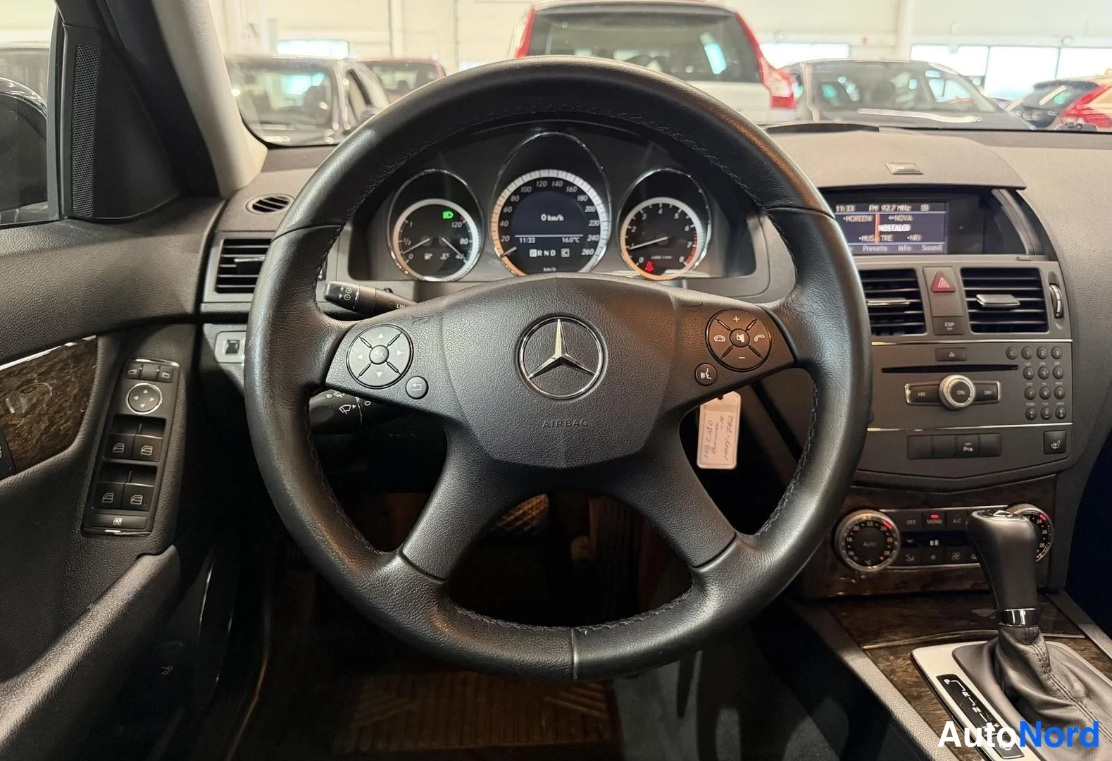 Musta Mercedes-Benz C 180 2010, kuva 12