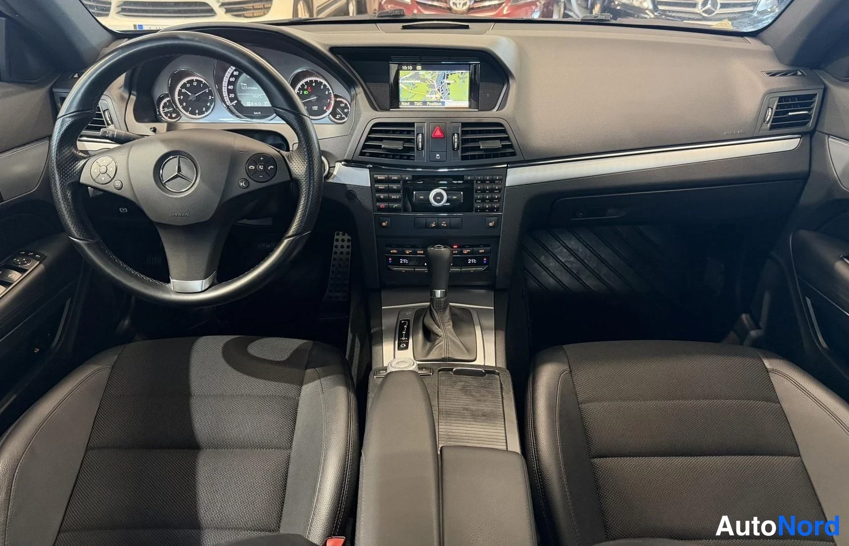Harmaa Mercedes-Benz E 250 2010, kuva 15