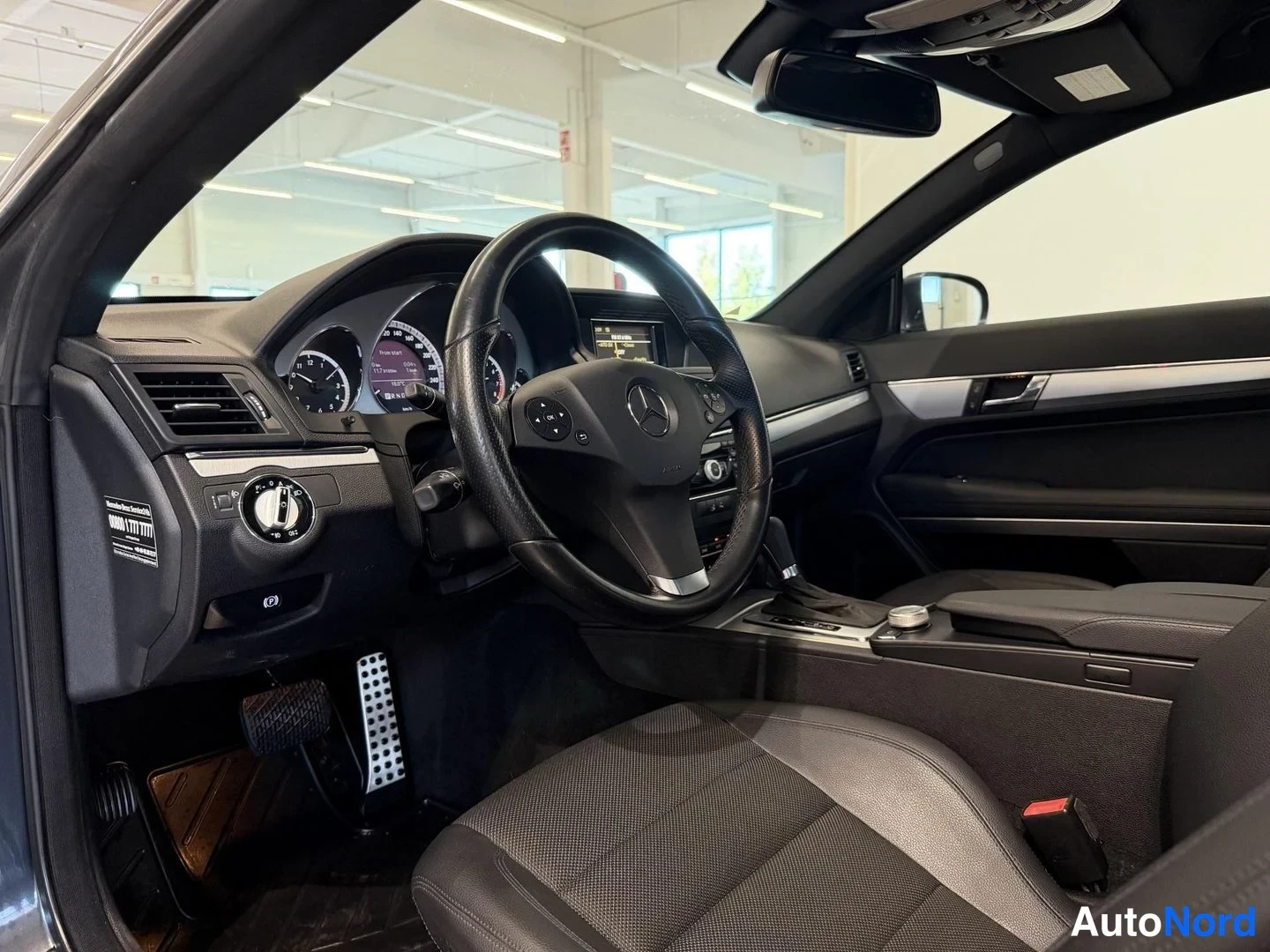 Harmaa Mercedes-Benz E 250 2010, kuva 9