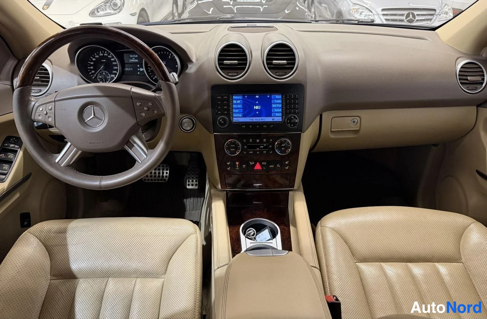 Harmaa Mercedes-Benz ML 320 CDI 4MATIC 2007, kuva 21