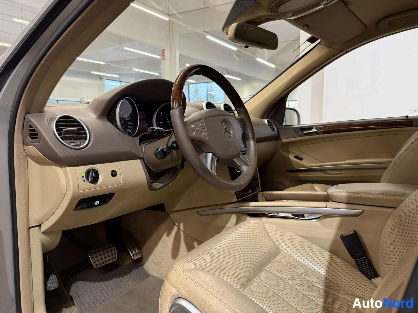 Harmaa Mercedes-Benz ML 320 CDI 4MATIC 2007, kuva 22
