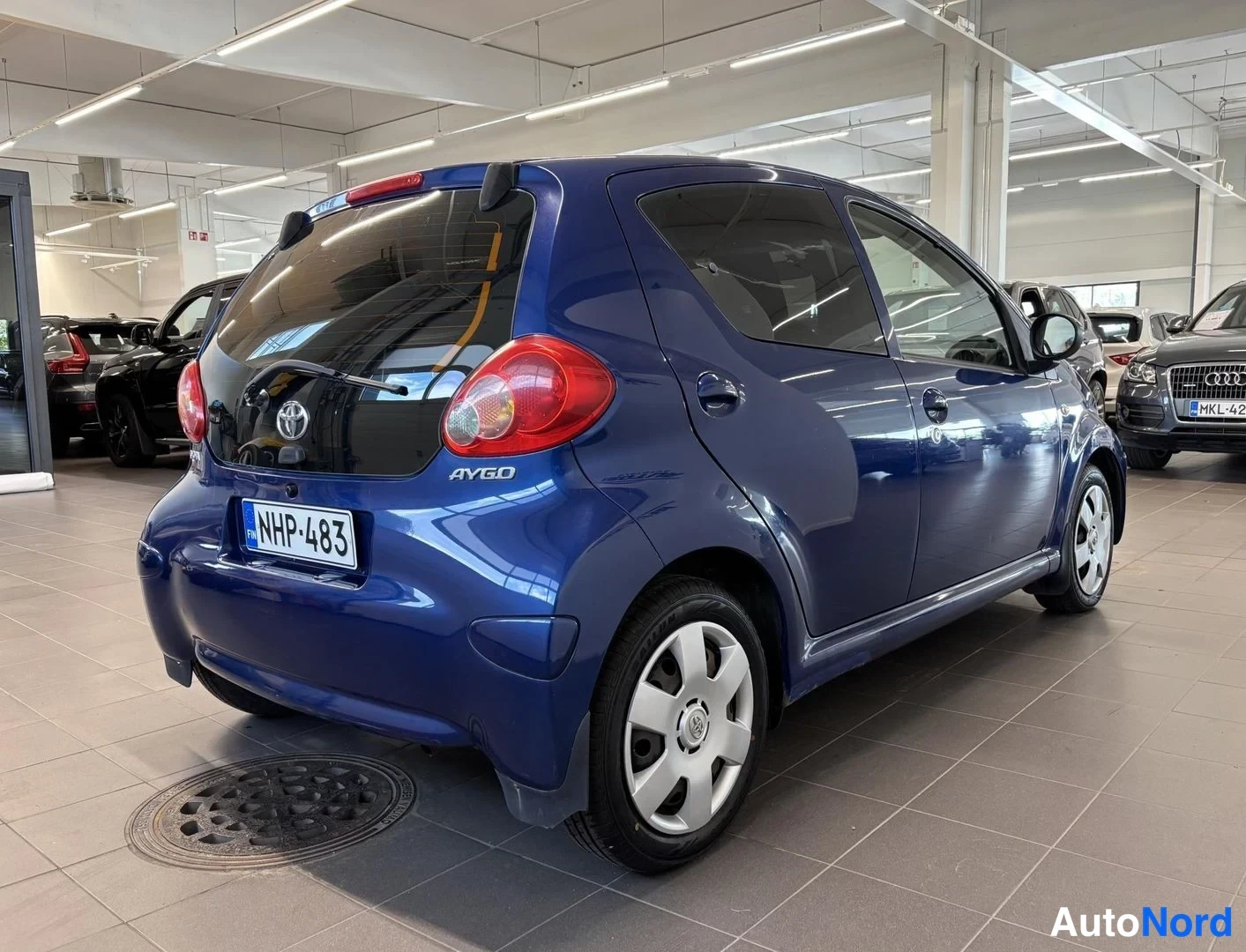 Sininen Toyota Aygo 2008, takaviisto, kuva 5