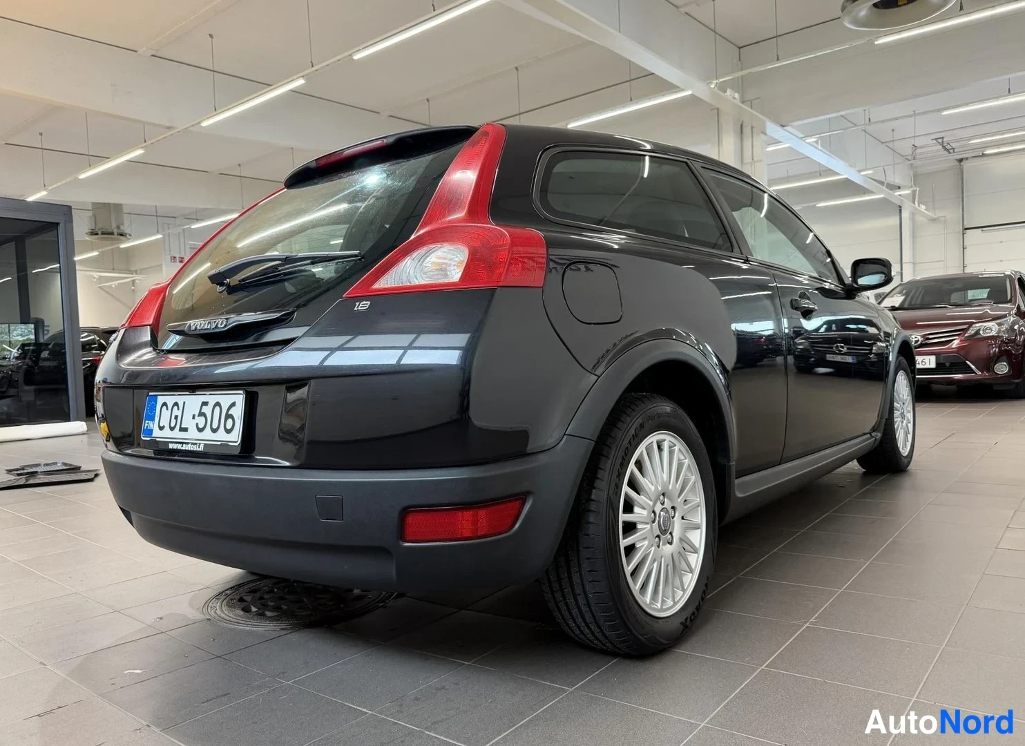 Musta Volvo C30 2007, kuva 17