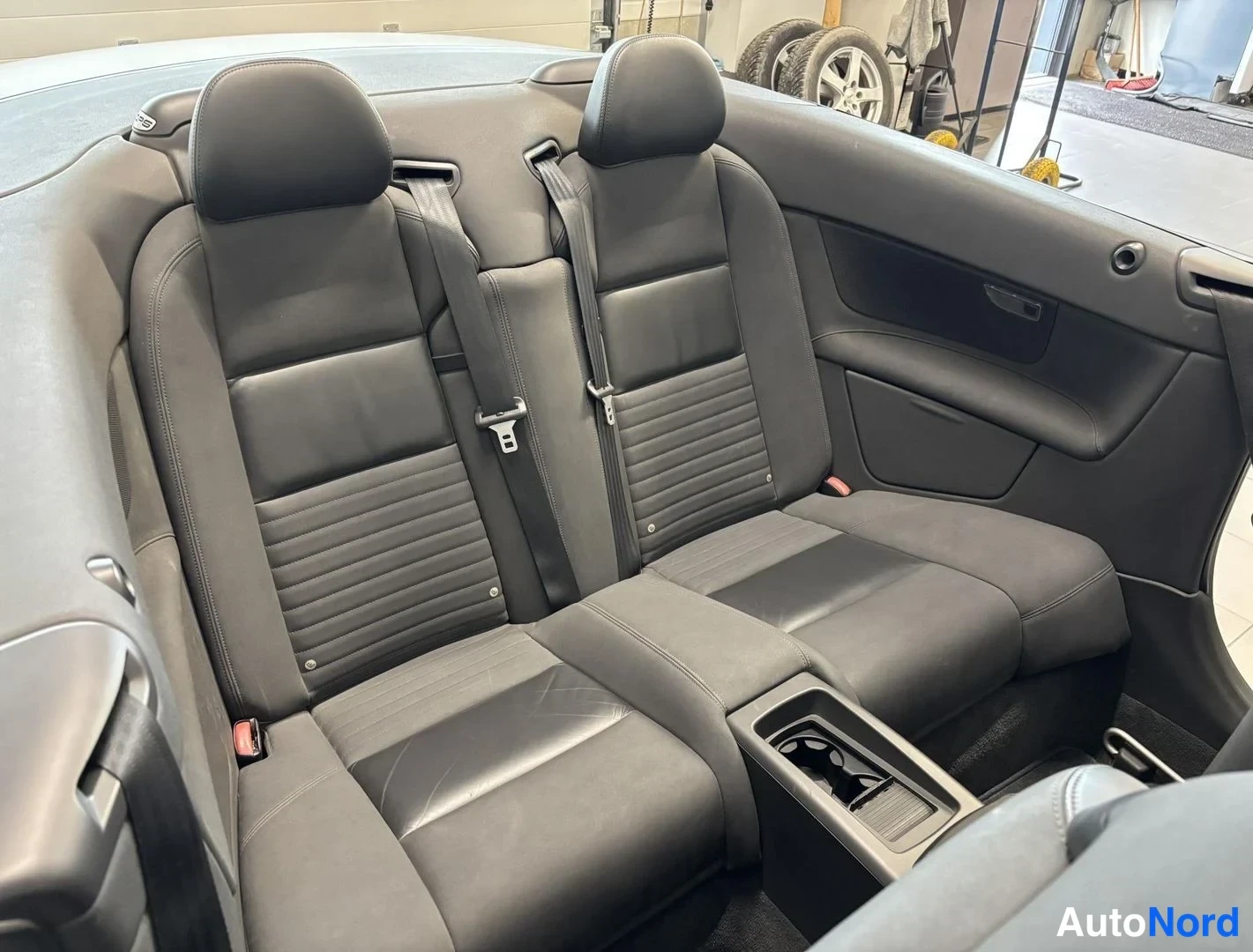 Hopea Volvo C70 2006, kuva 15