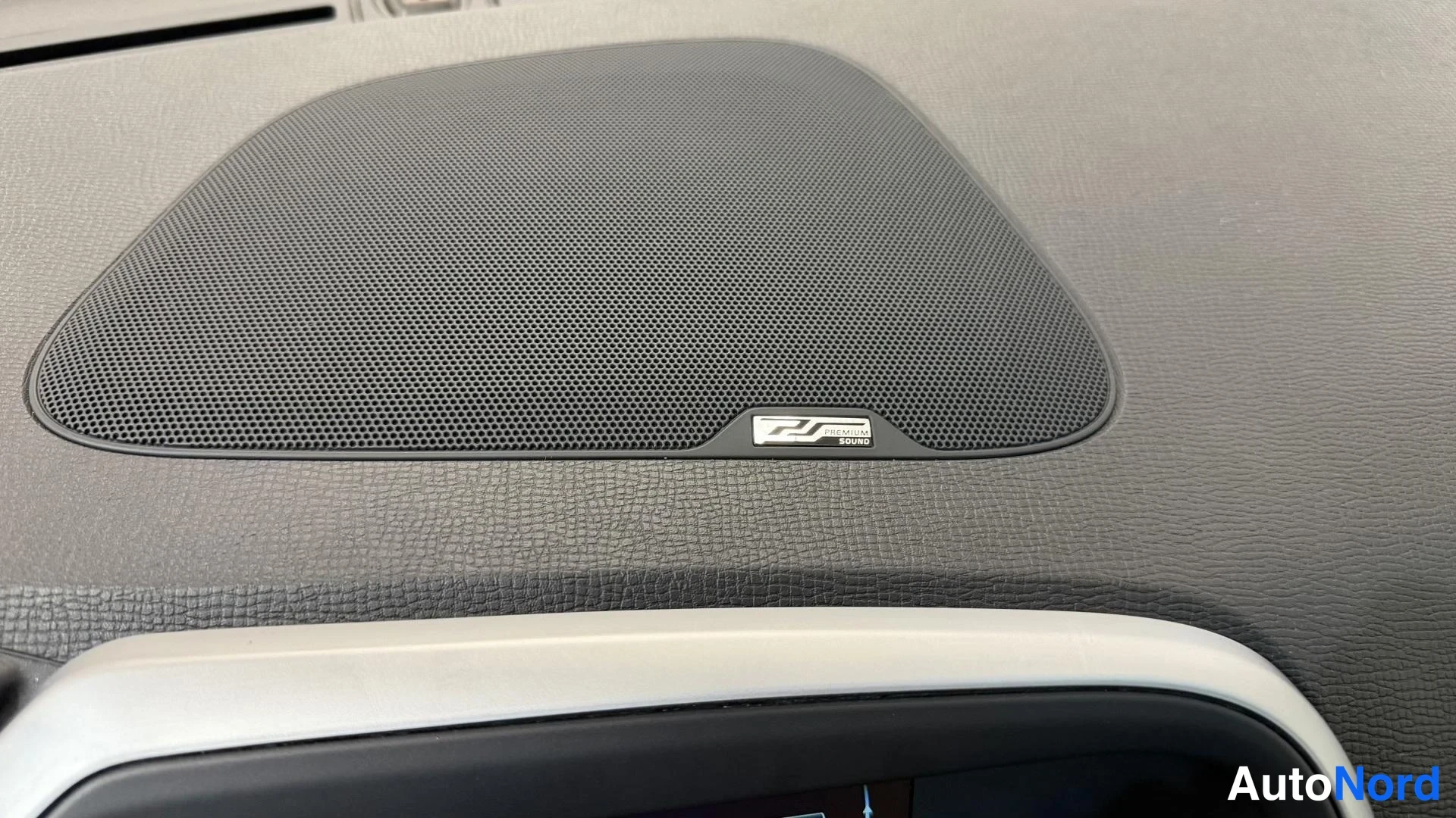 Hopea Volvo XC60 2012, kuva 20
