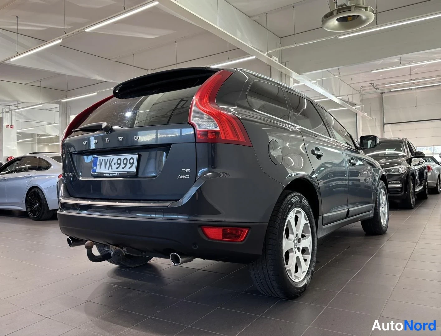 Harmaa Volvo XC60 2010, takaviisto, kuva 6