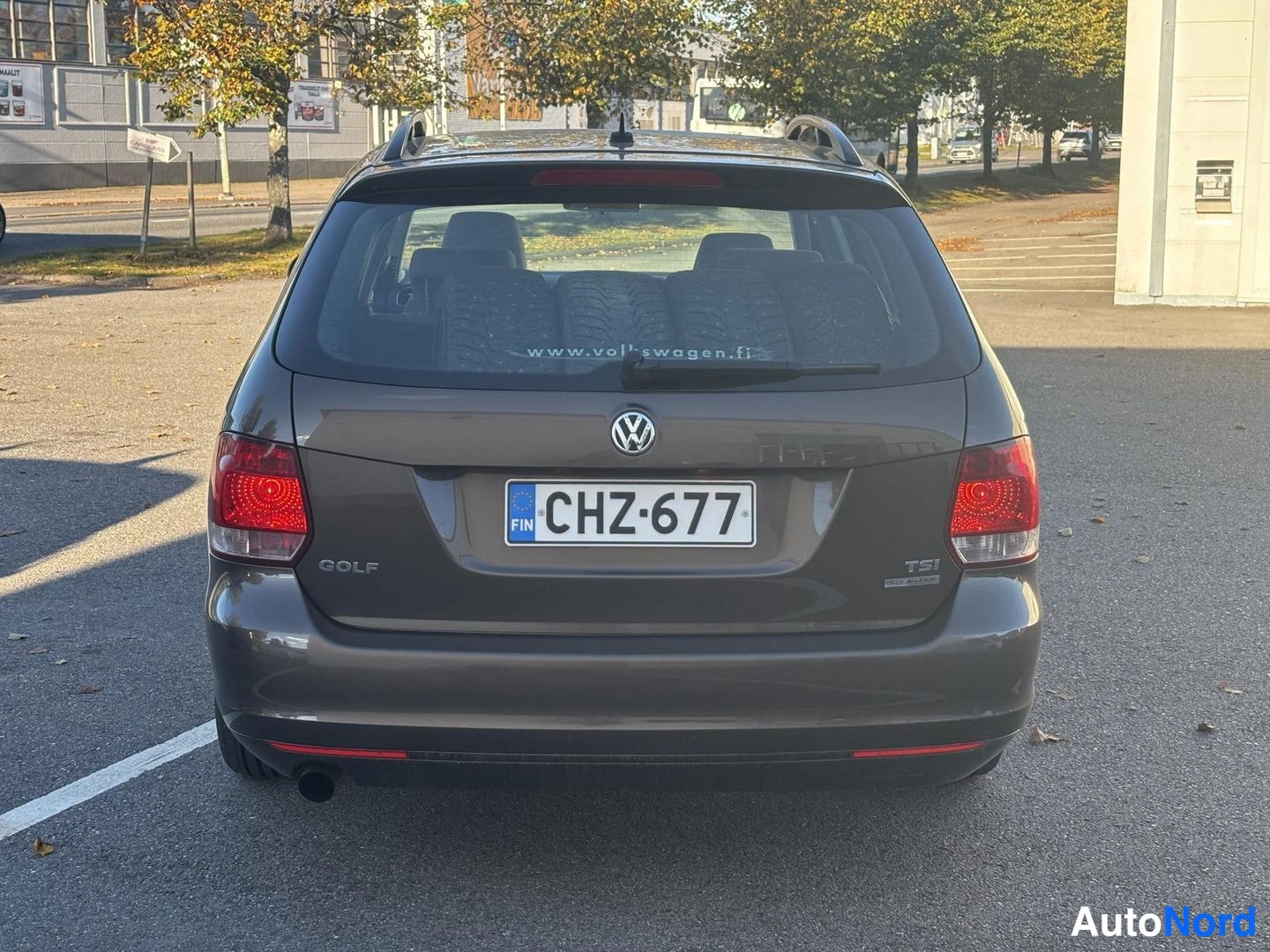 Harmaa Volkswagen Golf 2011, takaa, kuva 5