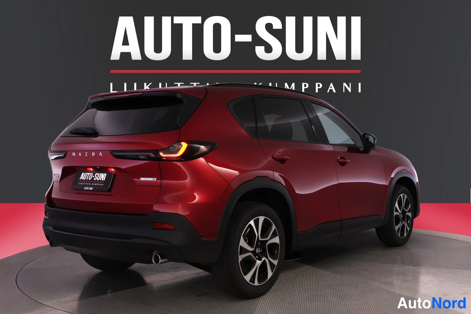 Valkoinen Mazda CX-5 2026, takaviisto, kuva 5