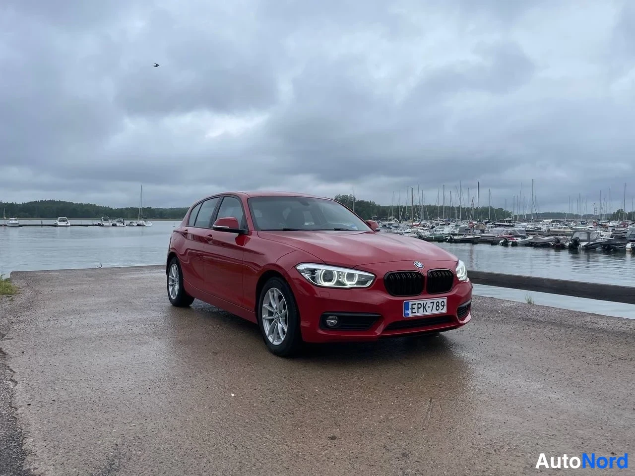 Punainen BMW 118i 2018, kuva 28