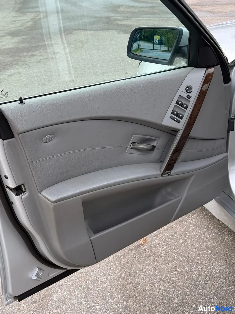 Hopea BMW 545i 2004, yksityiskohta, kuva 30