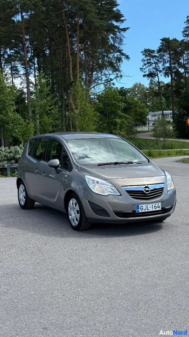 Kupari Opel Meriva 2011, etuviisto, keula oikealle, kuva 3