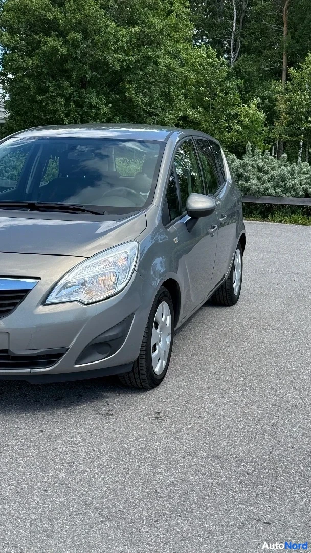 Kupari Opel Meriva 2011, etuviisto, keula vasemmalle, kuva 2
