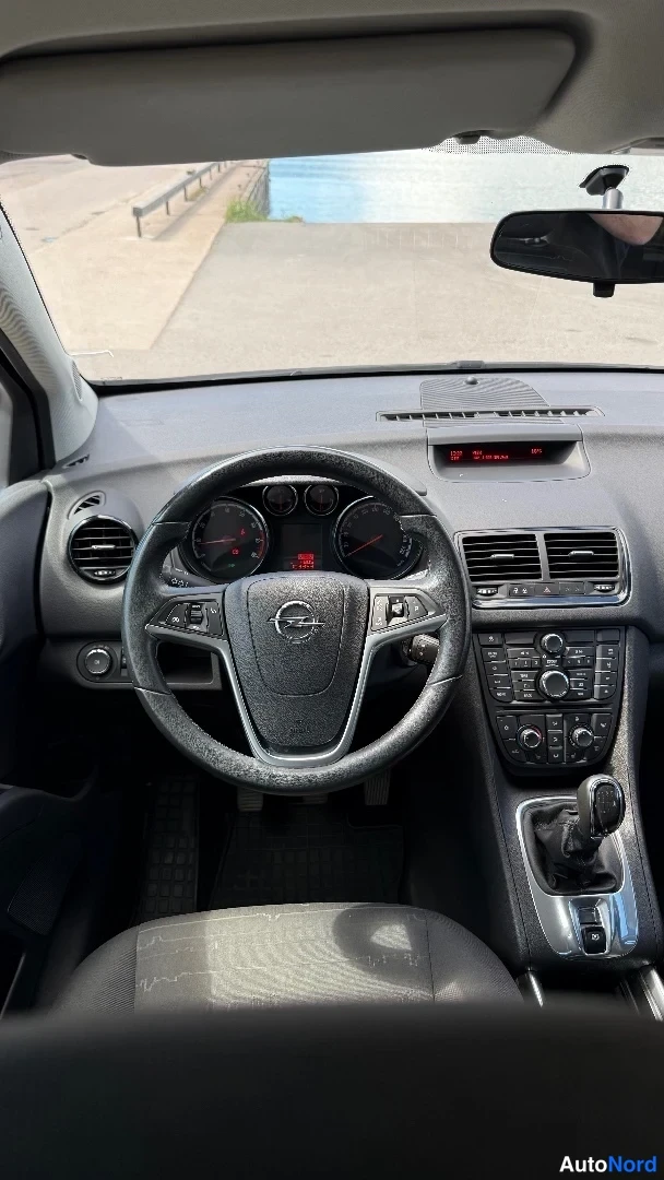 Kupari Opel Meriva 2011, ohjaamo, kuva 15