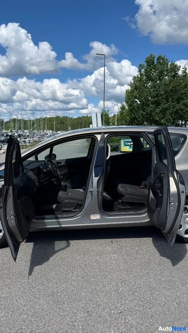 Kupari Opel Meriva 2011, takaviisto, kuva 10