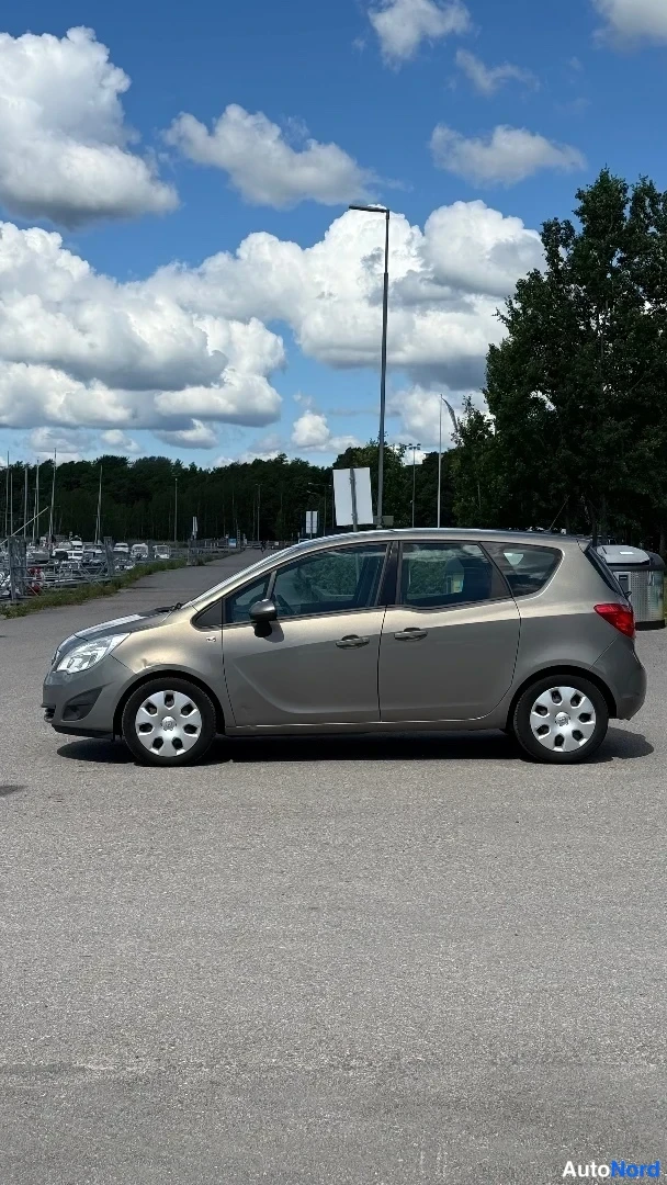 Kupari Opel Meriva 2011, sivulta, kuva 7