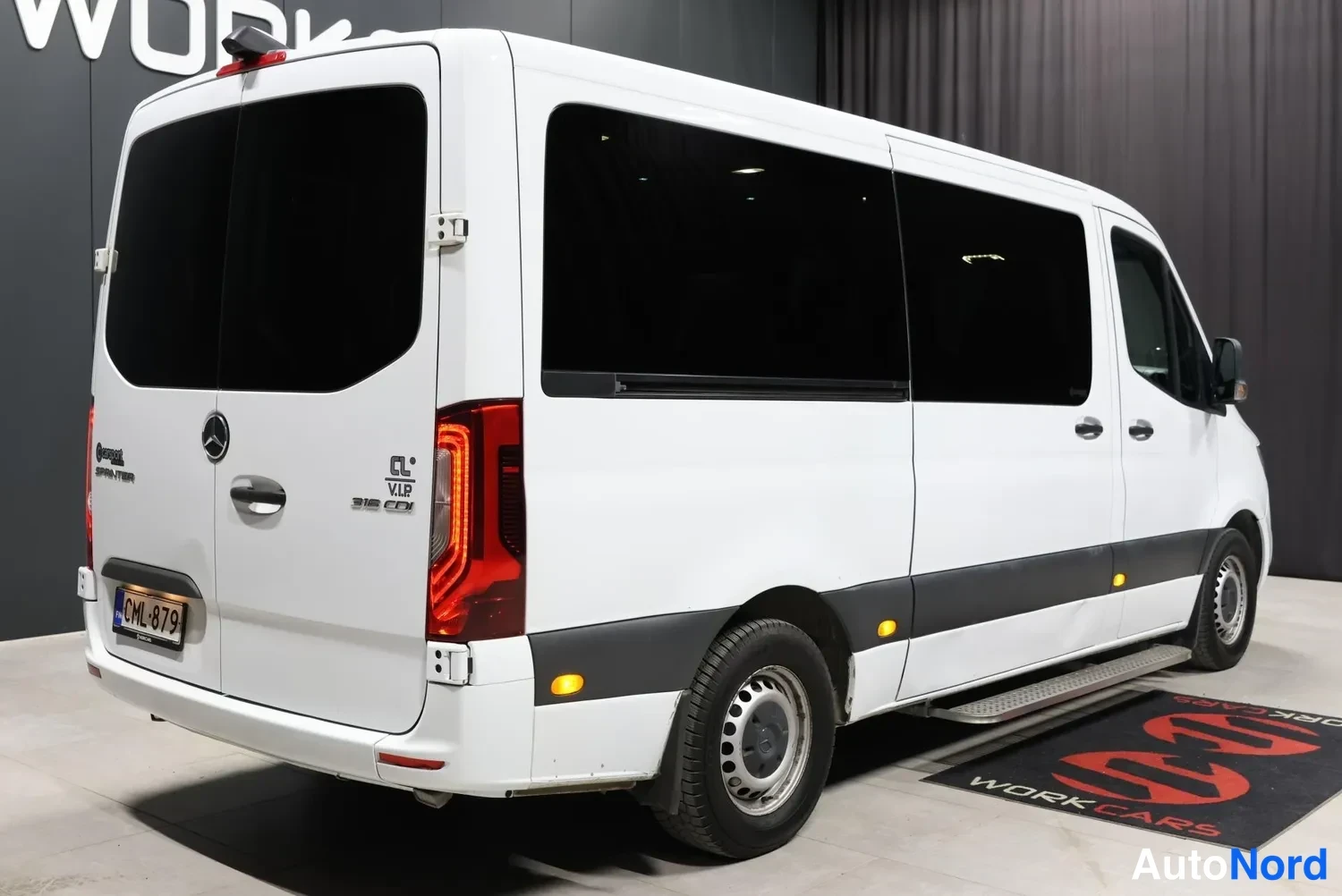 Valkoinen Mercedes-Benz Sprinter 2019, takaviisto, kuva 11