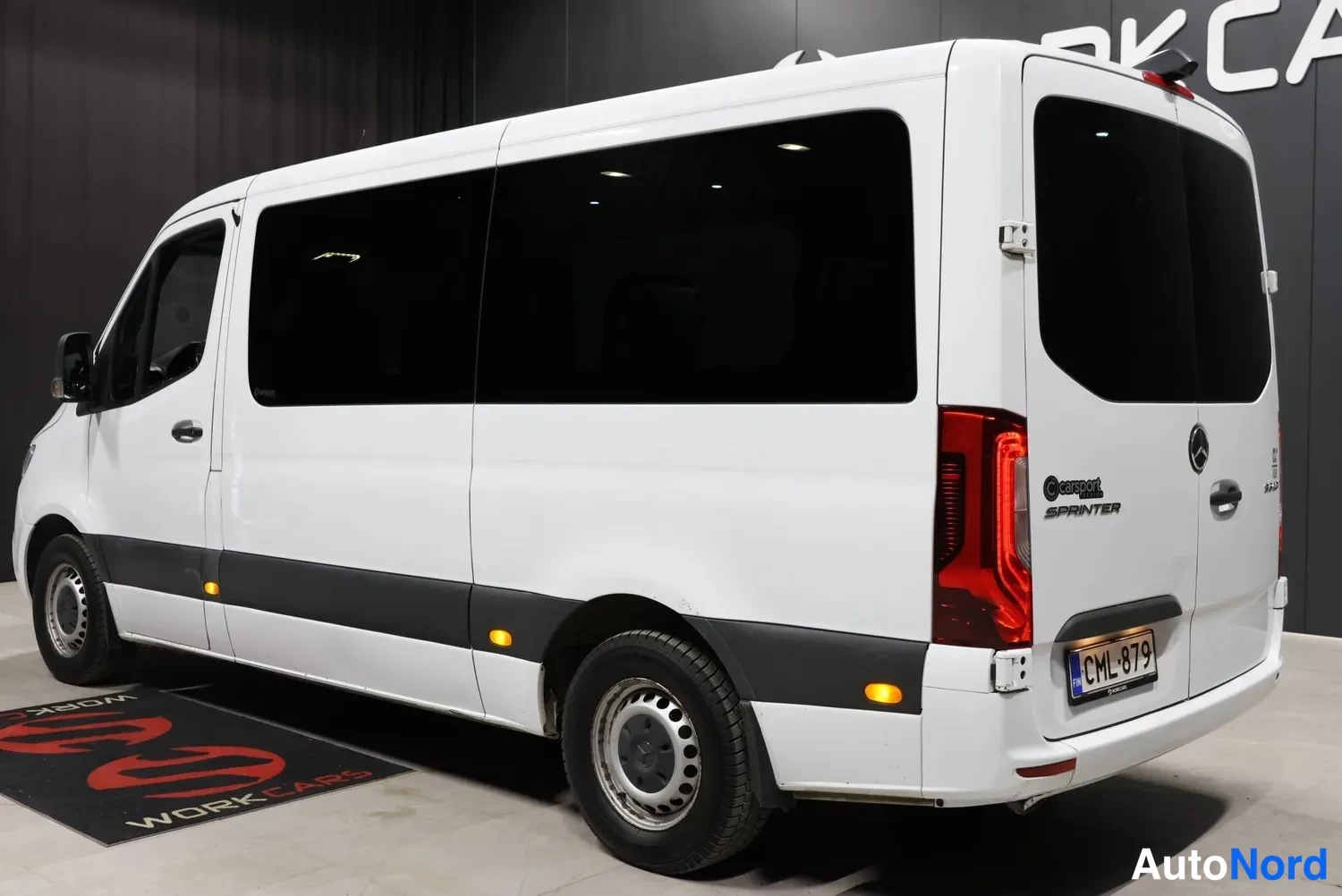 Valkoinen Mercedes-Benz Sprinter 2019, takaviisto, kuva 12