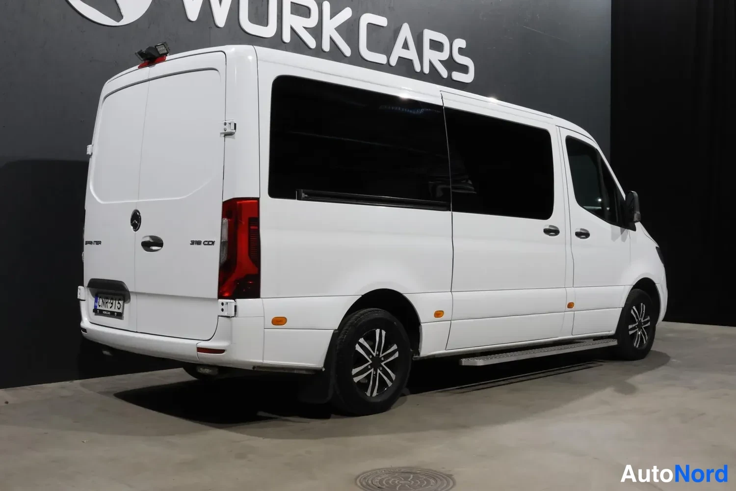 White Mercedes-Benz Sprinter 2019, rear three-quarter, photo 7
