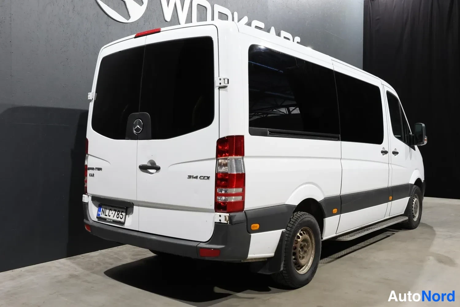 Valkoinen Mercedes-Benz Sprinter 2026, takaviisto, kuva 7