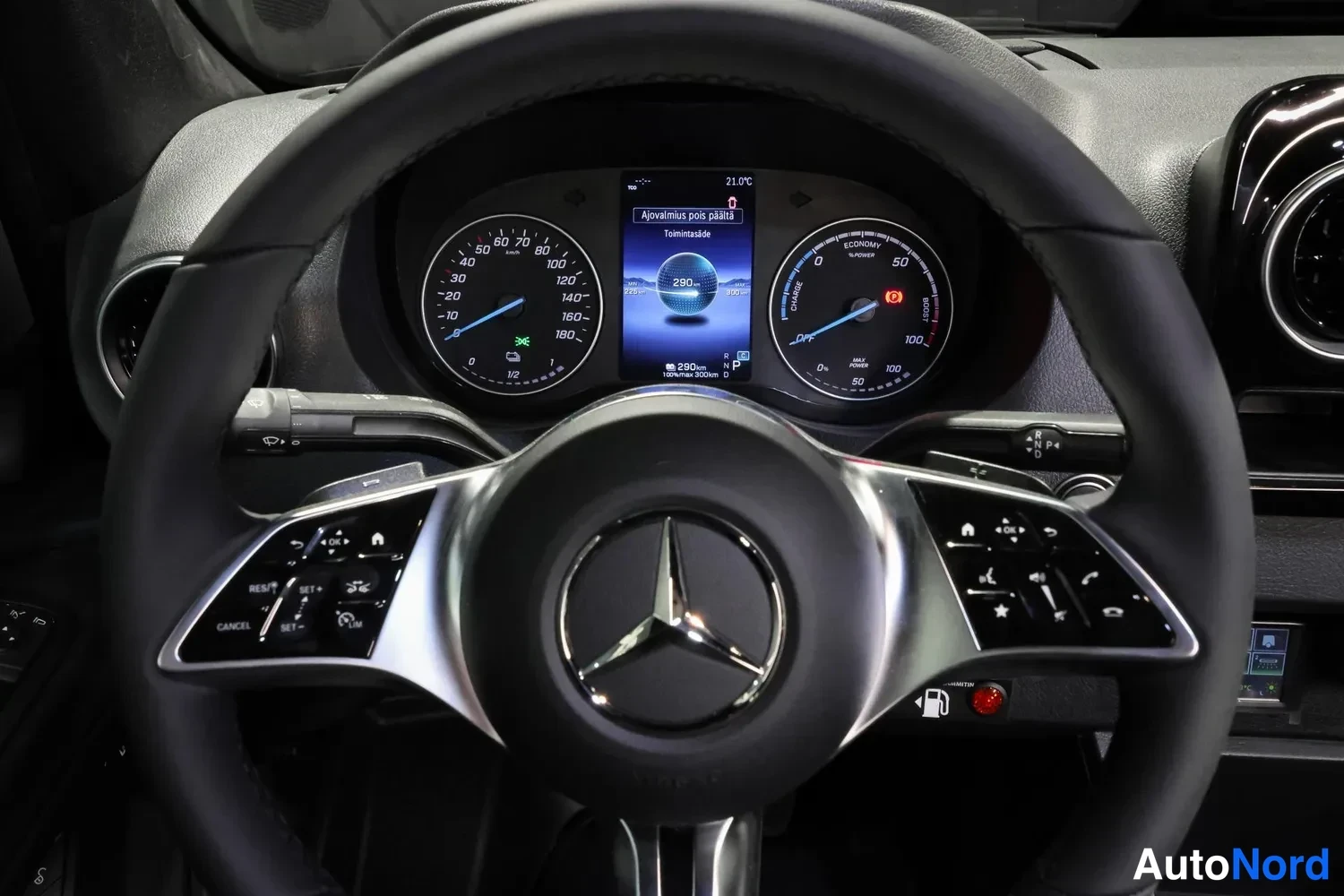 Musta Mercedes-Benz Sprinter 2026, yksityiskohta, kuva 18
