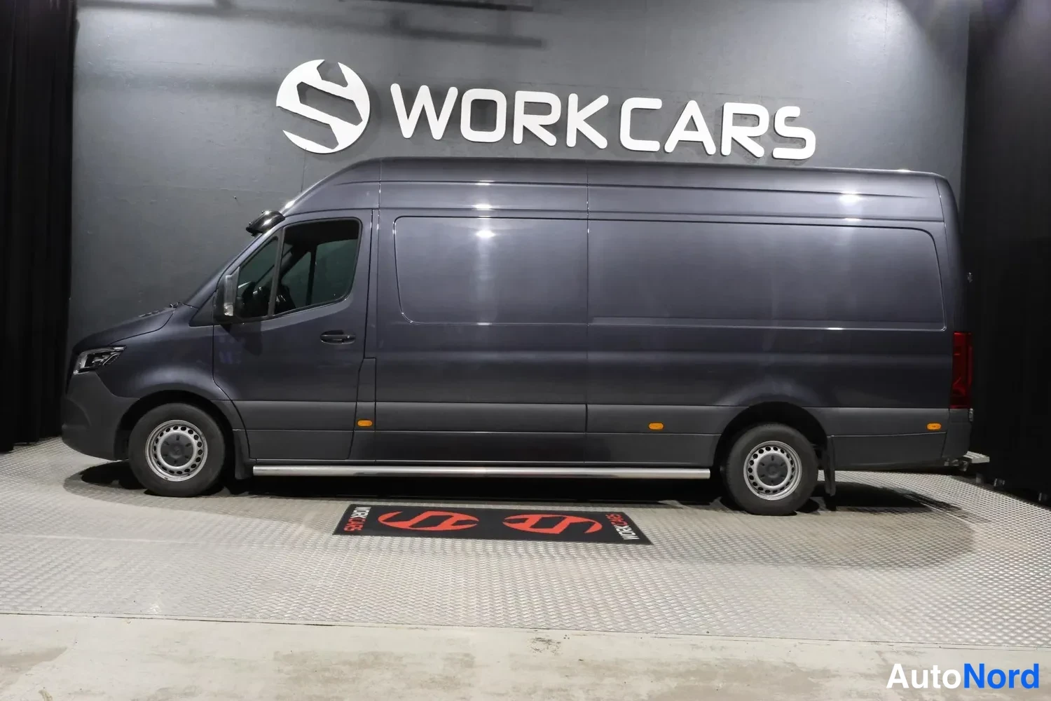 Harmaa Mercedes-Benz Sprinter 2020, sivulta, kuva 5